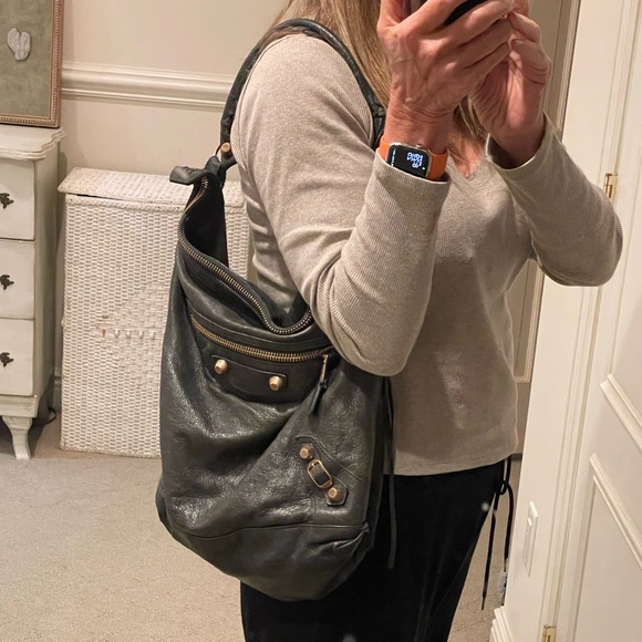 BALENCIAGA HOBO SHOULDER BAG - Picture 5 of 5